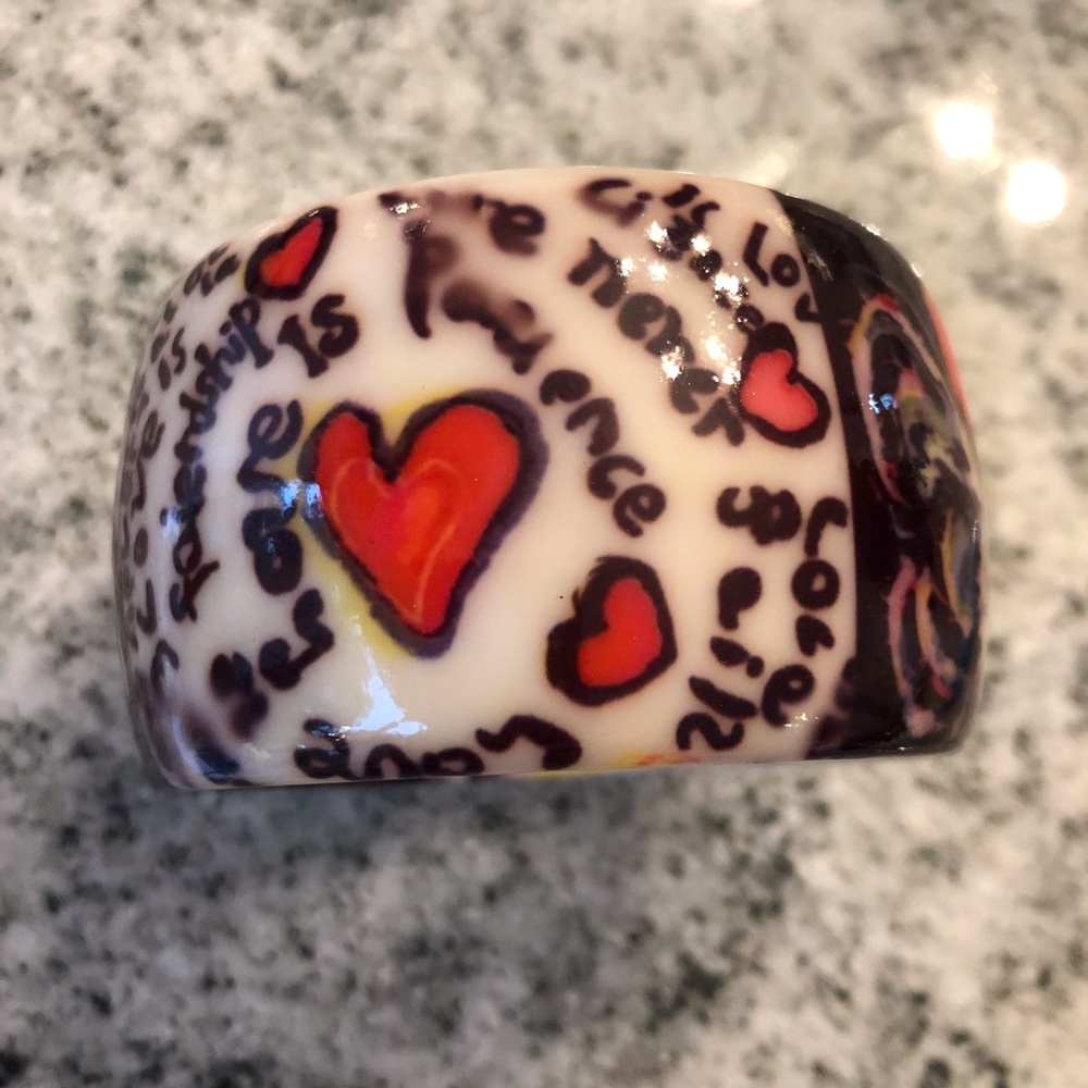 ❤️ LOVE-themed Cuff bracelet ❤️